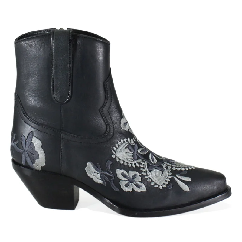 Cains Ville Embroidered Snip Toe Cowboy Booties