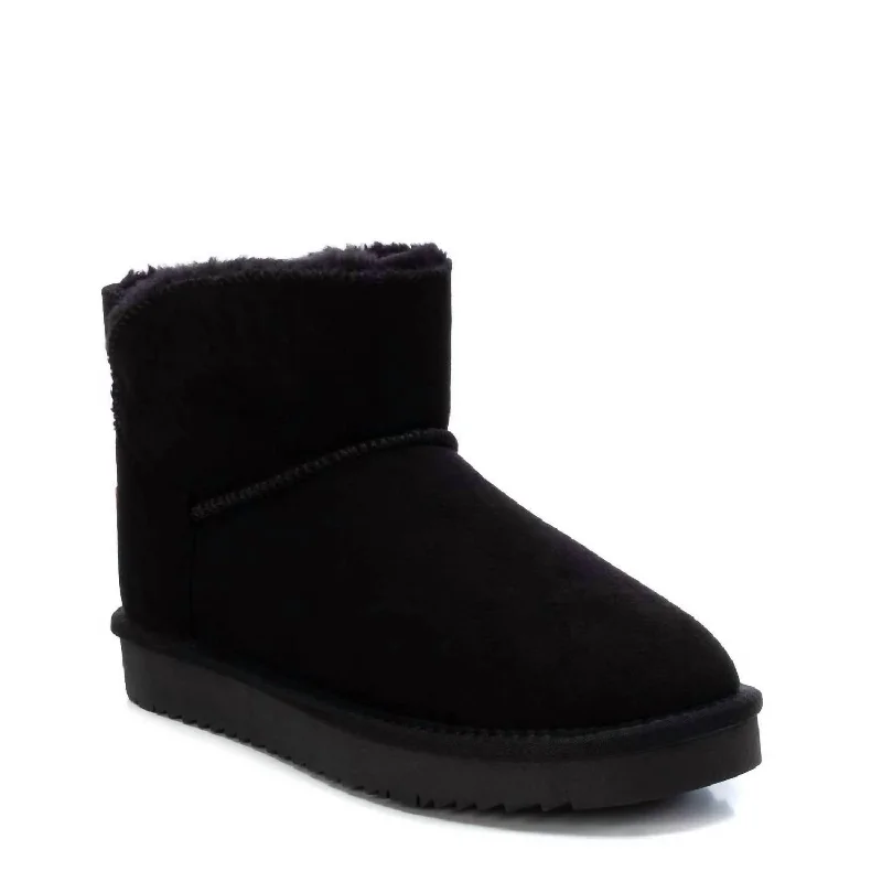 Women's Winter Booties In Black