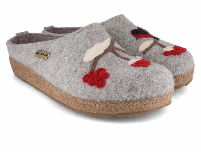 Classic Boiled Wool Clog "Winterbird" in Silver Grey